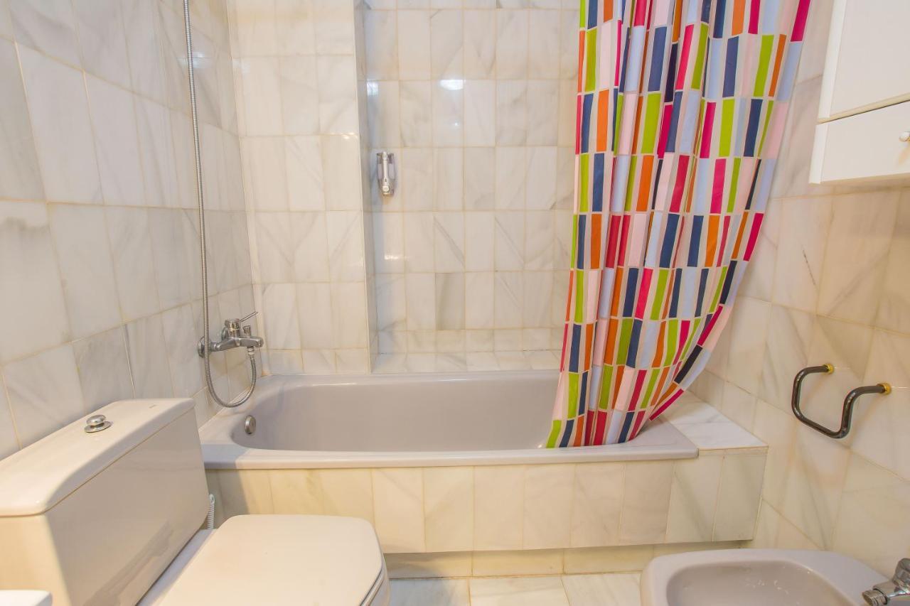 Qh Puerta Real Lägenhet Granada Exteriör bild