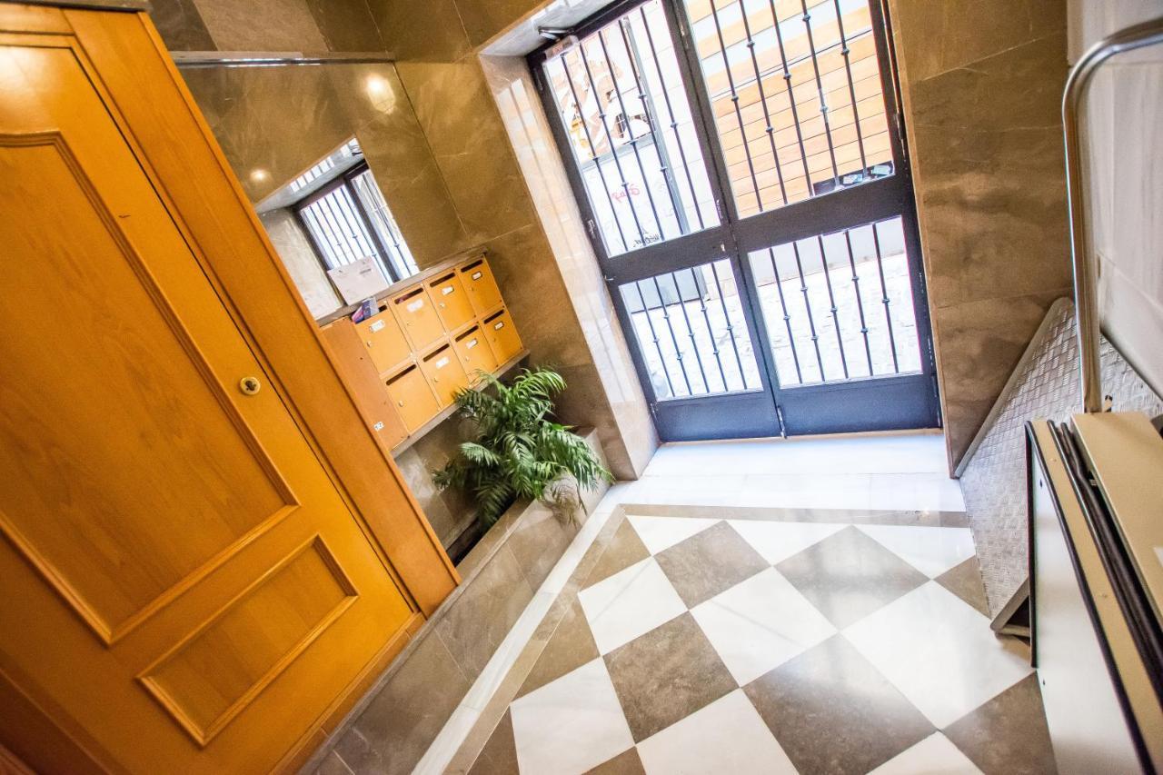 Qh Puerta Real Lägenhet Granada Exteriör bild